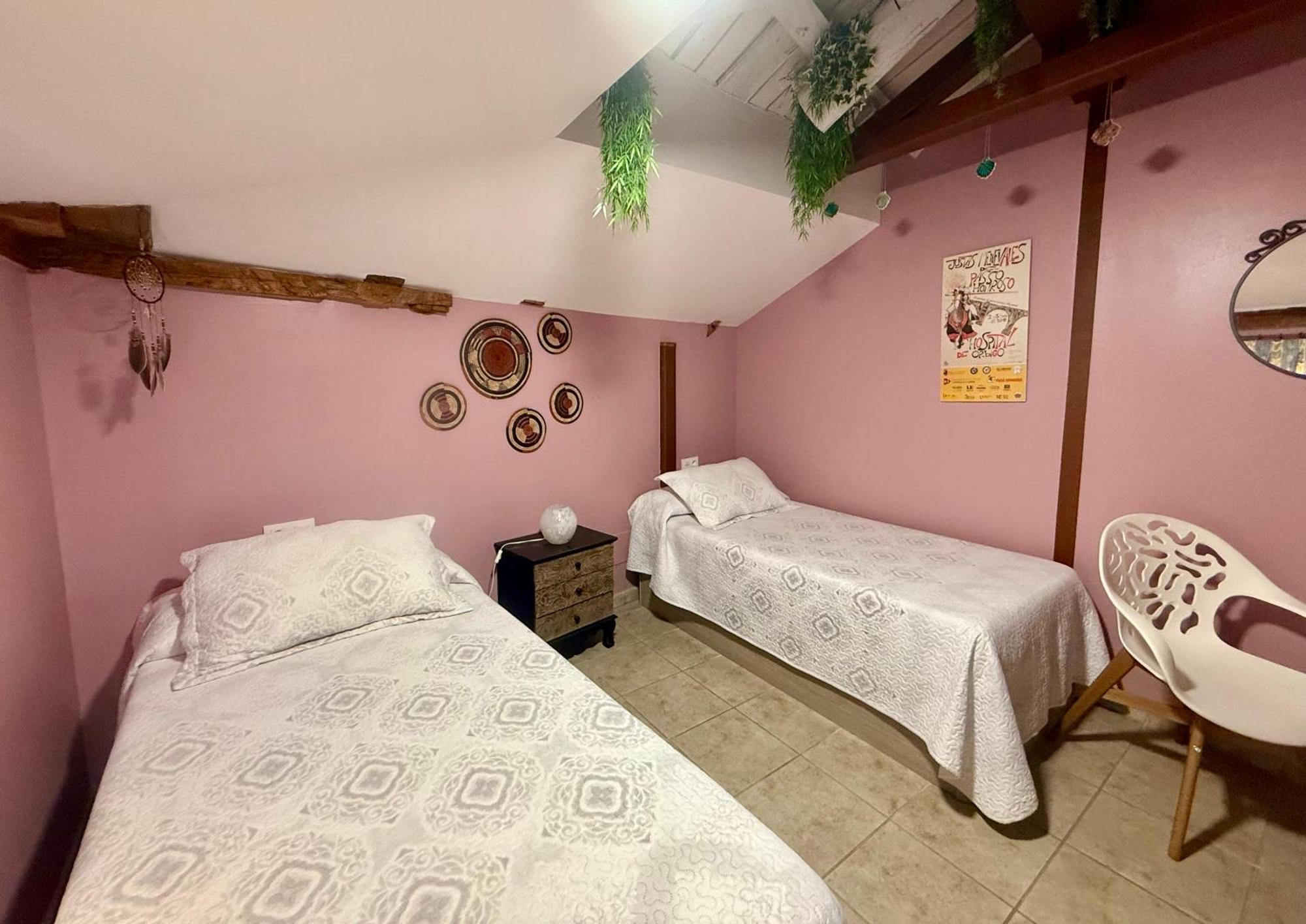 Hospital de Órbigo B&B Puente De Orbigo מראה חיצוני תמונה